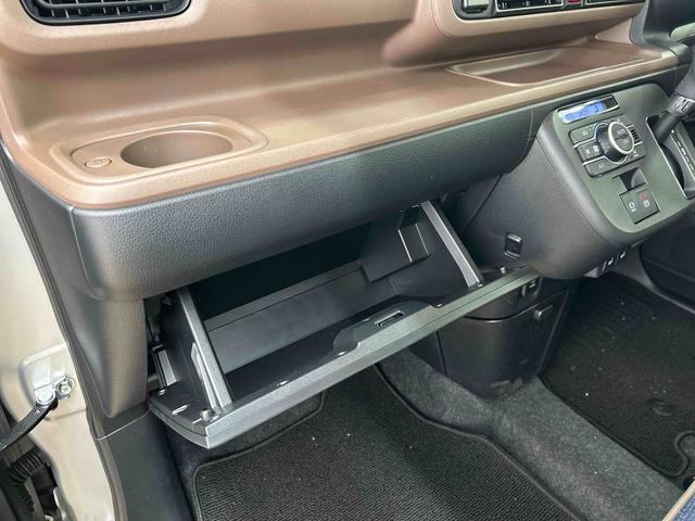ムーヴキャンバスセオリーＧ走行無制限１年保証　４ＷＤ　両側スライドドア　コーナーセンサー　シートヒーター　ホットカップホルダー　オートハイビーム　ＬＥＤヘッドライト　プッシュスタートスイッチ　横滑り防止装置　オートエアコン（石川県）の中古車