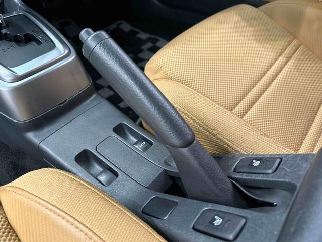 コペンセロ走行無制限1年保証 車検整備付き 純正7インチナビ 電動オープンルーフ ETC車載器 シートヒーター LEDヘッドライト USBソケット(石川県)の中古車