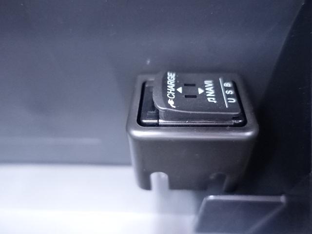 コペンセロ　Ｓ車検整備付き　電動オープンルーフ　純正ＤＶＤチューナー　バックモニター　ＥＴＣ車載器　ＵＳＢソケット　ＭＯＭＯ製ハンドル　シートヒーター　Ｂｌｕｅｔｏｏｔｈｔ（石川県）の中古車