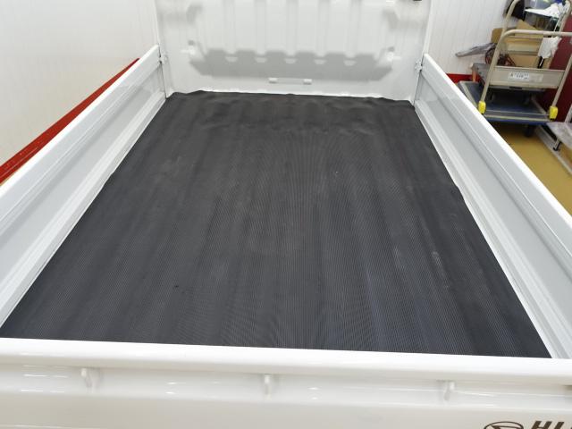 ハイゼットトラックスタンダード1年保証 4WD 純正AM/FMラジオ スーパーUVカットガラス(フロント) マニュアルエアコン 横滑り防止装置 オートライト アクセサリーソケット コーナーセンサー 荷台マット(石川県)の中古車