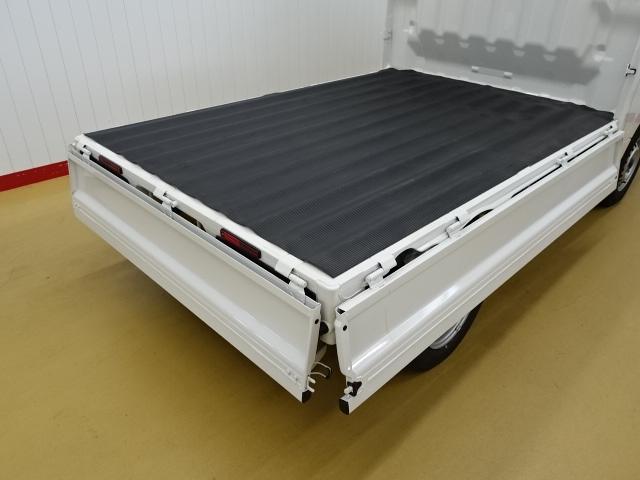 ハイゼットトラックスタンダード1年保証 4WD 純正AM/FMラジオ スーパーUVカットガラス(フロント) マニュアルエアコン 横滑り防止装置 オートライト アクセサリーソケット コーナーセンサー 荷台マット(石川県)の中古車