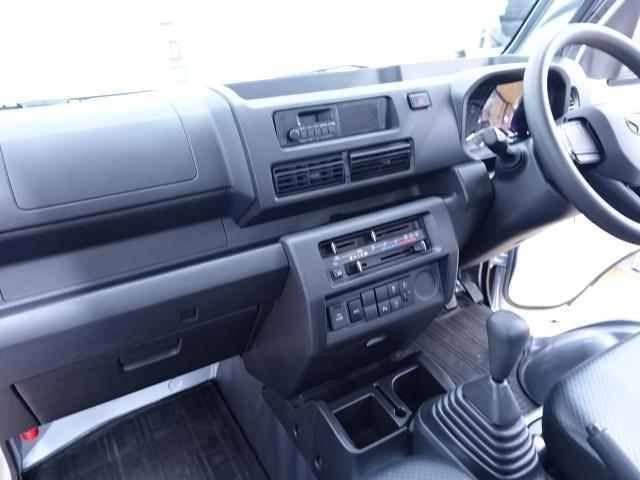 ハイゼットトラックスタンダード１年保証　４ＷＤ　ＭＴ車　コーナーセンサー　オートライト　横滑り防止装置　純正ラジオ　スマートアシスト　荷台マット　ゲートプロテクター　マニュアルエアコン（石川県）の中古車