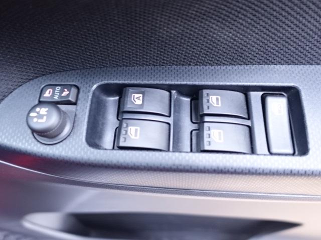 ムーヴＸターボ　ＳＡIII走行無制限１年保証　車検整備付き　スマートアシスト　ワンセグナビ　コーナーセンサー　オートエアコン　オートライト　キーレスエントリー（石川県）の中古車