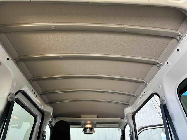 ハイゼットカーゴＤＸ走行無制限１年保証　４ＷＤ　ＡＭ／ＦＭラジオ　衝突回避支援ブレーキ　コーナーセンサー　オートライト　キーレスエントリー（石川県）の中古車