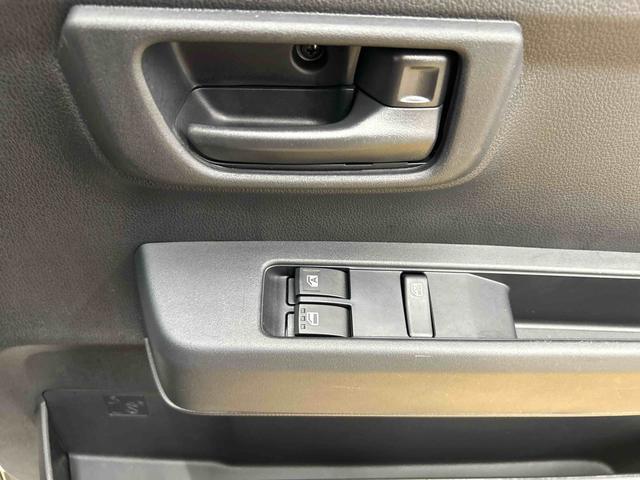 ハイゼットカーゴＤＸ走行無制限１年保証　４ＷＤ　ＡＭ／ＦＭラジオ　衝突回避支援ブレーキ　コーナーセンサー　オートライト　キーレスエントリー（石川県）の中古車