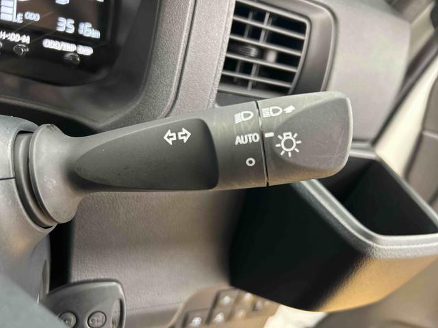 ハイゼットカーゴＤＸ走行無制限１年保証　４ＷＤ　ＡＭ／ＦＭラジオ　衝突回避支援ブレーキ　コーナーセンサー　オートライト　キーレスエントリー（石川県）の中古車