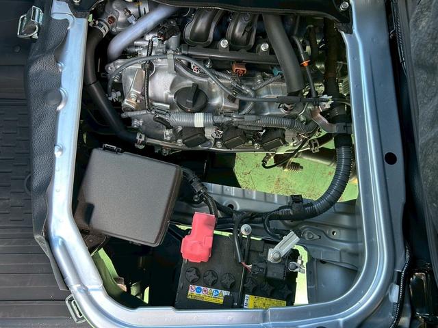 ハイゼットカーゴＤＸ４ＷＤ　スマートアシスト３　前後コーナーセンサー　ＡＭ・ＦＭラジオ　両側スライドドア　オートライト　キーレス　マニュアルエアコン　ＡＢＳ　ＣＶＴ車（石川県）の中古車