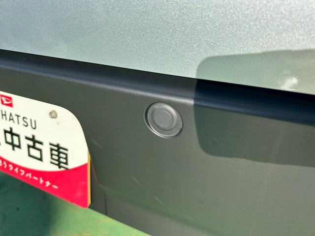 ハイゼットカーゴＤＸ４ＷＤ　スマートアシスト３　前後コーナーセンサー　ＡＭ・ＦＭラジオ　両側スライドドア　オートライト　キーレス　マニュアルエアコン　ＡＢＳ　ＣＶＴ車（石川県）の中古車