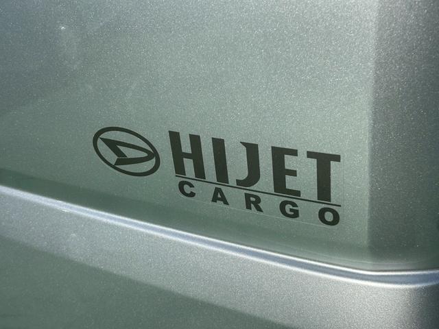 ハイゼットカーゴＤＸ４ＷＤ　スマートアシスト３　前後コーナーセンサー　ＡＭ・ＦＭラジオ　両側スライドドア　オートライト　キーレス　マニュアルエアコン　ＡＢＳ　ＣＶＴ車（石川県）の中古車