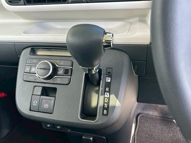 ムーヴキャンバスストライプスＧ４ＷＤ　次世代スマートアシスト　両側パワースライドドア　電動パーキングブレーキ・ブレーキホールド機能　シートヒーター　ＣＤステレオ　バックカメラ　ステアリングスイッチ　オートライト　置き楽ＢＯＸ（石川県）の中古車