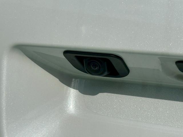 ムーヴキャンバスストライプスＧ４ＷＤ　次世代スマートアシスト　両側パワースライドドア　電動パーキングブレーキ・ブレーキホールド機能　シートヒーター　ＣＤステレオ　バックカメラ　ステアリングスイッチ　オートライト　置き楽ＢＯＸ（石川県）の中古車