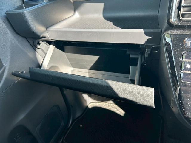 タントカスタムＸ次世代スマートアシスト　両側パワースライドドア　シートヒーター　シートバックテーブル　電動パーキングブレーキ・ブレーキホールド機能　サンシェード　オートライト　７インチナビ　バックカメラ（石川県）の中古車