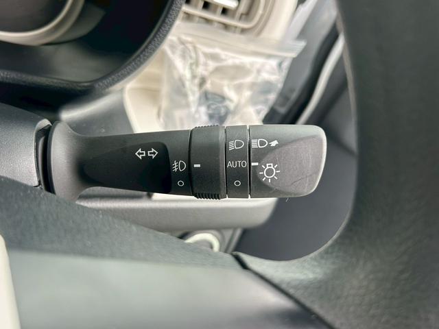 ムーヴキャンバスストライプスＧ４ＷＤ　次世代スマートアシスト　両側パワースライドドア　シートヒーター　電動パーキングブレーキ・ブレーキホールド機能　ＣＤステレオ　バックカメラ　ステアリングスイッチ　キーフリー　前後コーナーセンサー（石川県）の中古車