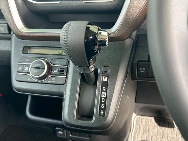 ムーヴＲＳ次世代スマートアシスト　ターボエンジン　前後コーナーセンサー　電動パーキングブレーキ・ブレーキホールド　両側パワースライドドア　オートライト　ステアリングスイッチ　バックカメラ　クルーズコントロール（石川県）の中古車