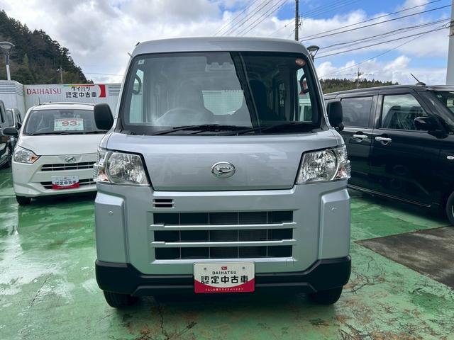 ハイゼットカーゴＤＸ４ＷＤ　次世代スマートアシスト　前後コーナーセンサー　ＣＶＴ　両側スライドドア　オートライト　ＦＭ／ＡＭラジオ　マニュアルエアコン　ＡＢＳ　アイドリングストップ　キーレス（石川県）の中古車