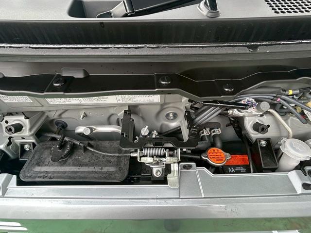 ハイゼットカーゴＤＸ４ＷＤ　次世代スマートアシスト　前後コーナーセンサー　ＣＶＴ　両側スライドドア　オートライト　ＦＭ／ＡＭラジオ　マニュアルエアコン　ＡＢＳ　アイドリングストップ　キーレス（石川県）の中古車