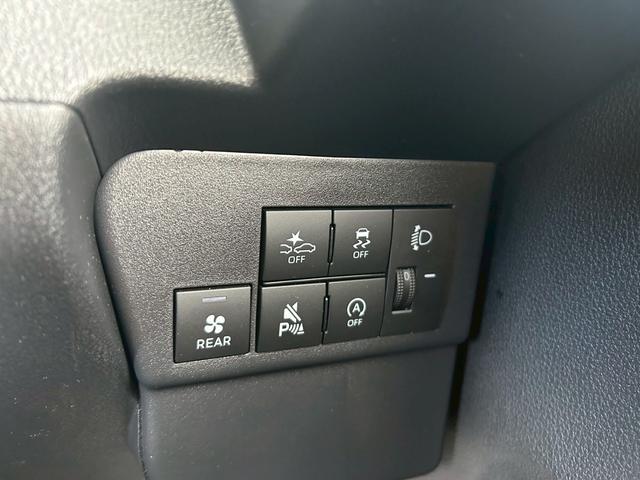 ハイゼットカーゴＤＸ４ＷＤ　次世代スマートアシスト　前後コーナーセンサー　ＣＶＴ　両側スライドドア　オートライト　ＦＭ／ＡＭラジオ　マニュアルエアコン　ＡＢＳ　アイドリングストップ　キーレス（石川県）の中古車