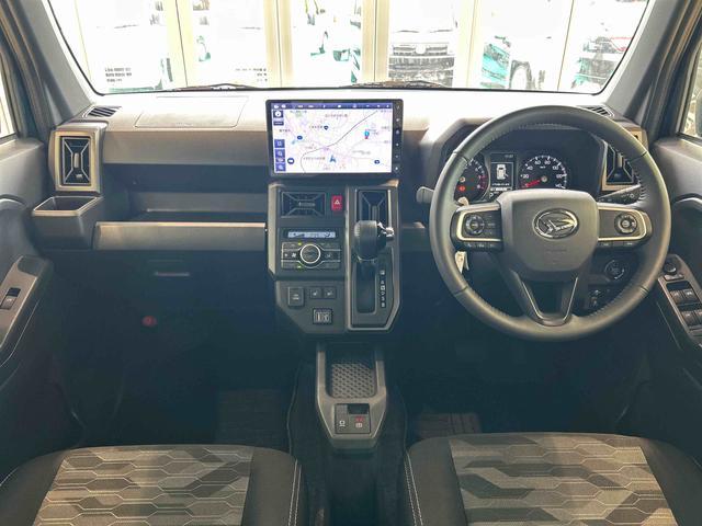 タフトＧターボ　ダーククロムベンチャー走行無制限１年保証　４ＷＤ　１０インチナビ　パノラマモニター　前後ドラレコ　ＵＳＢ　ＬＥＤヘッドライト　オートライト　クルーズコントロール　コーナーセンサー　Ｂｌｕｅｔｏｏｔｈ（石川県）の中古車
