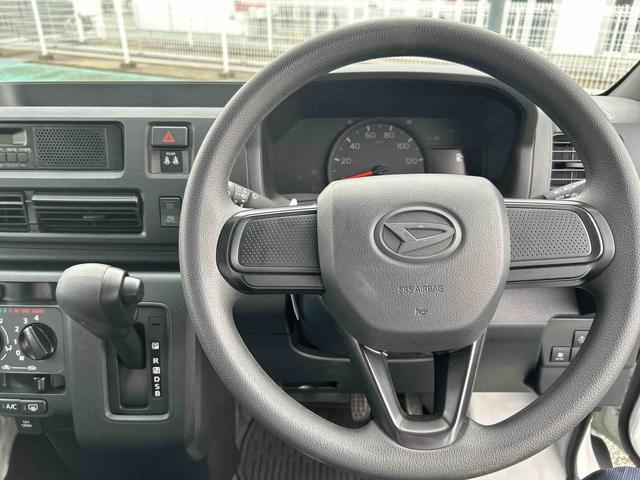 ハイゼットカーゴDX走行無制限1年間保証 4WD コーナーセンサー CVT車 オートハイビーム アイドリングストップ キーレスエントリー 横滑り防止装置 ラジオ(石川県)の中古車