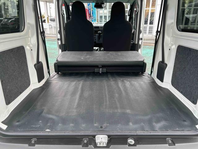 ハイゼットカーゴDX走行無制限1年間保証 4WD コーナーセンサー CVT車 オートハイビーム アイドリングストップ キーレスエントリー 横滑り防止装置 ラジオ(石川県)の中古車