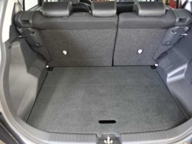 ロッキープレミアムＧ　ＨＥＶ次世代スマートアシスト　ＬＥＤヘッドライト　フォグランプ　オートライト　オートエアコン　シートヒーター　電動パーキングブレーキ　オートブレーキホールド　アイドリングストップ　前後コーナーセンサー（石川県）の中古車