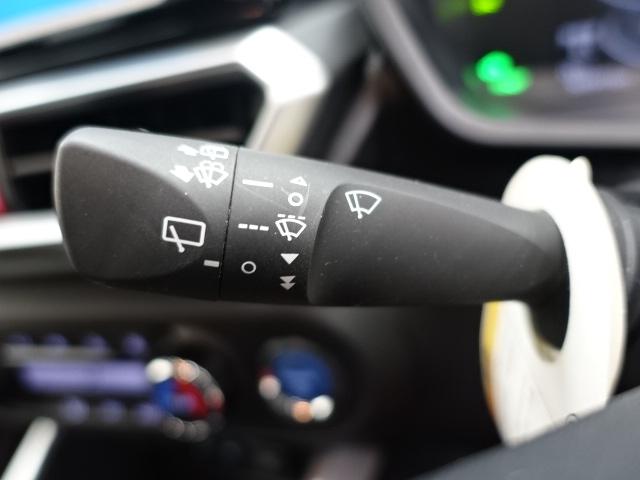 ロッキープレミアムＧ　ＨＥＶ次世代スマートアシスト　ＬＥＤヘッドライト　フォグランプ　オートライト　オートエアコン　シートヒーター　電動パーキングブレーキ　オートブレーキホールド　アイドリングストップ　前後コーナーセンサー（石川県）の中古車