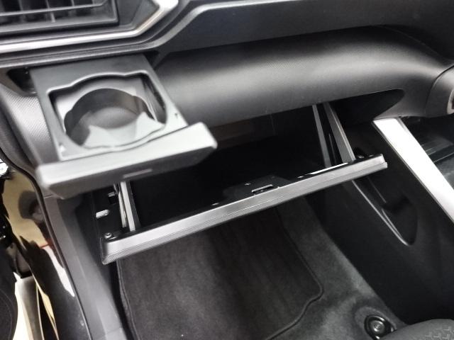 ロッキープレミアムＧ　ＨＥＶ次世代スマートアシスト　ＬＥＤヘッドライト　フォグランプ　オートライト　オートエアコン　シートヒーター　電動パーキングブレーキ　オートブレーキホールド　アイドリングストップ　前後コーナーセンサー（石川県）の中古車