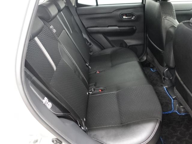 ロッキープレミアムＧ　ＨＥＶ（石川県）の中古車