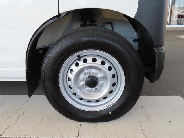 ハイゼットカーゴスペシャル４ＷＤ　次世代スマートアシスト　両側スライドドア　アイドリングストップ　ＦＭ・ＡＭラジオ　前後コーナーセンサー　オートライト　ＡＢＳ　ＣＶＴ　マニュアルエアコン　パワーウィンドウ（石川県）の中古車