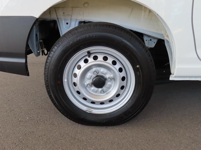 ハイゼットカーゴスペシャル４ＷＤ　次世代スマートアシスト　両側スライドドア　アイドリングストップ　ＦＭ・ＡＭラジオ　前後コーナーセンサー　オートライト　ＡＢＳ　ＣＶＴ　マニュアルエアコン　パワーウィンドウ（石川県）の中古車