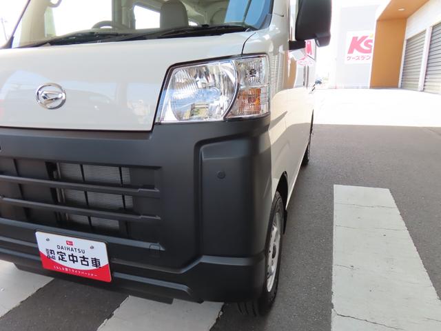 ハイゼットカーゴスペシャル４ＷＤ　次世代スマートアシスト　両側スライドドア　アイドリングストップ　ＦＭ・ＡＭラジオ　前後コーナーセンサー　オートライト　ＡＢＳ　ＣＶＴ　マニュアルエアコン　パワーウィンドウ（石川県）の中古車