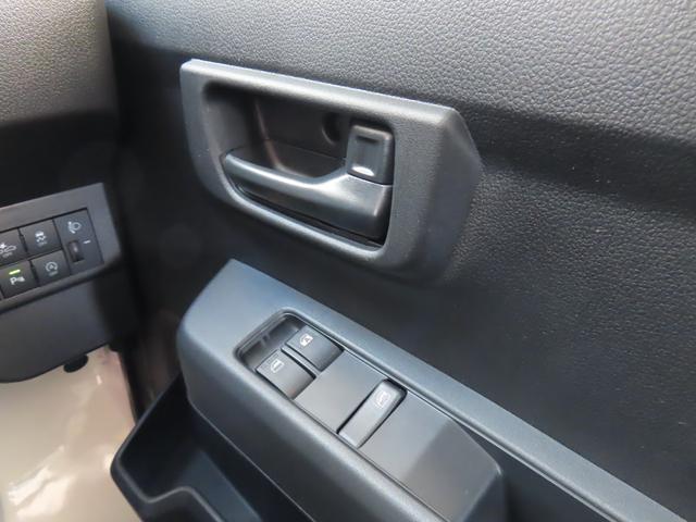ハイゼットカーゴスペシャル４ＷＤ　次世代スマートアシスト　両側スライドドア　アイドリングストップ　ＦＭ・ＡＭラジオ　前後コーナーセンサー　オートライト　ＡＢＳ　ＣＶＴ　マニュアルエアコン　パワーウィンドウ（石川県）の中古車