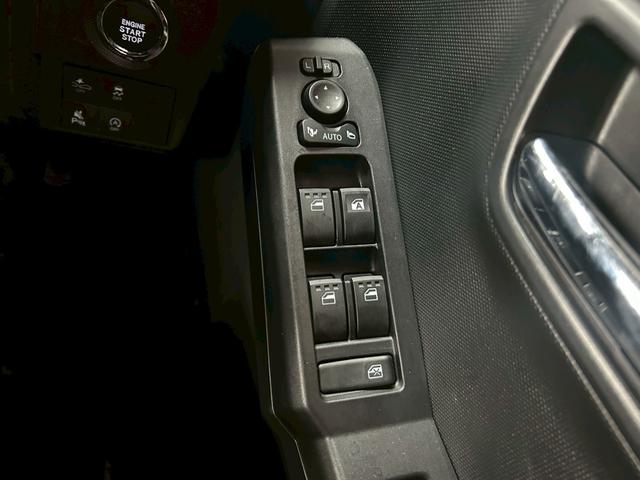 タフトＧ　ダーククロムベンチャー次世代スマートアシスト　電動パーキングブレーキ・ブレーキホールド機能　シートヒーター　クルーズコントロール　オートライト　アイドリングストップ　バックカメラ　キーフリー　アイドリングストップ（石川県）の中古車