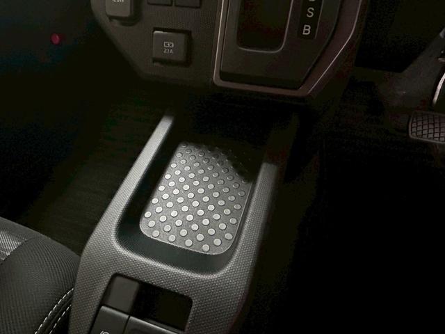 タフトＧ　ダーククロムベンチャー次世代スマートアシスト　電動パーキングブレーキ・ブレーキホールド機能　シートヒーター　クルーズコントロール　オートライト　アイドリングストップ　バックカメラ　キーフリー　アイドリングストップ（石川県）の中古車