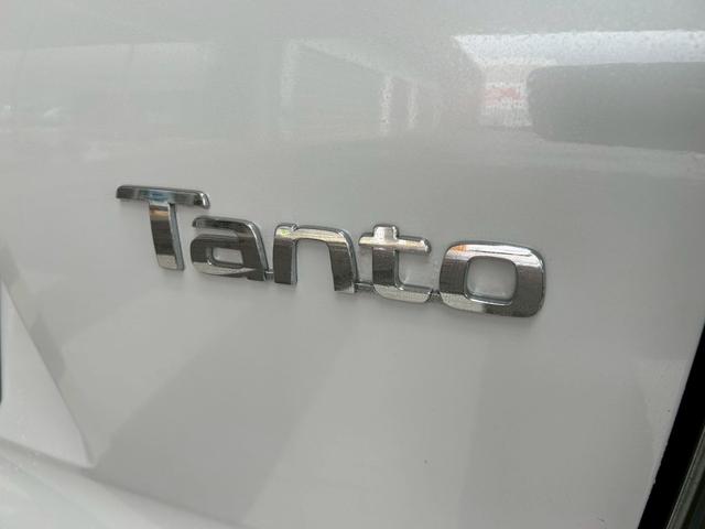 タントカスタムＸ４ＷＤ　次世代スマートアシスト　両側パワースライドドア　シートヒーター　パノラマ対応カメラ　ステアリングスイッチ　シートバックテーブル　サンシェード　電動パーキングブレーキ・ブレーキホールド機能（石川県）の中古車