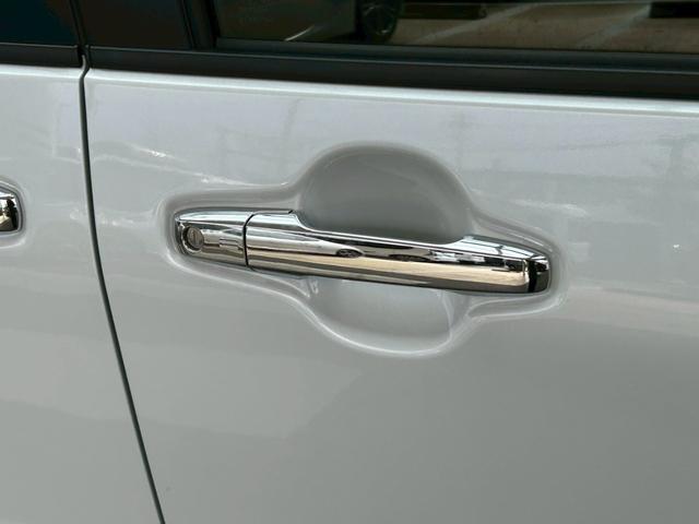 タントカスタムＸ４ＷＤ　次世代スマートアシスト　両側パワースライドドア　シートヒーター　パノラマ対応カメラ　ステアリングスイッチ　シートバックテーブル　サンシェード　電動パーキングブレーキ・ブレーキホールド機能（石川県）の中古車