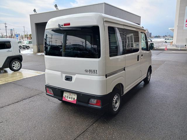 ハイゼットカーゴＤＸ４ＷＤ　スマートアシスト　キーレスリモコン　フロントパワーウインド　スチールホイール　両側リアスライドドア　コーナーセンサー　マニュアルエアコン　オートライト　アイドリングストップ（石川県）の中古車