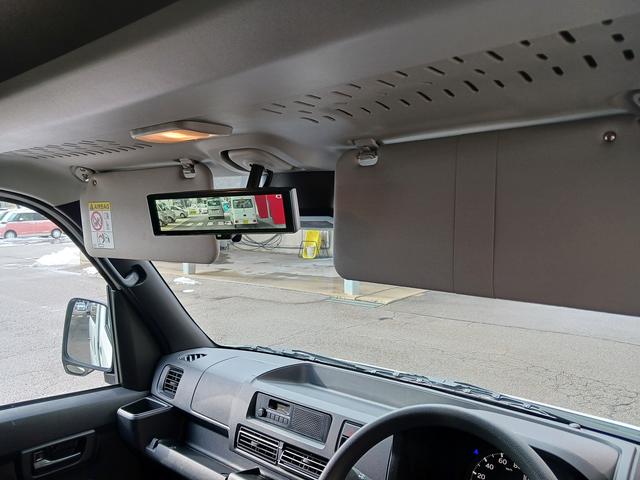 ハイゼットカーゴＤＸ４ＷＤ　スマートアシスト　キーレスリモコン　フロントパワーウインド　スチールホイール　両側リアスライドドア　コーナーセンサー　マニュアルエアコン　オートライト　アイドリングストップ（石川県）の中古車