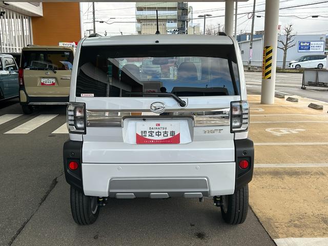 タフトＧ　クロムベンチャー４ＷＤ　スカイルーフ　プッシュスタート　スマートキー　オートライト　オートエアコン　電動パーキングブレーキ　衝突被害軽減システム　横滑り防止機能　アイドリングストップ（石川県）の中古車