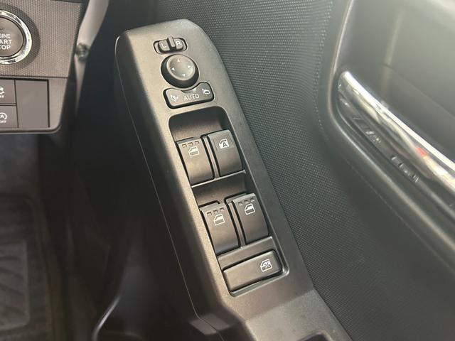 タフトＧ　クロムベンチャー４ＷＤ　スカイルーフ　プッシュスタート　スマートキー　オートライト　オートエアコン　電動パーキングブレーキ　衝突被害軽減システム　横滑り防止機能　アイドリングストップ（石川県）の中古車