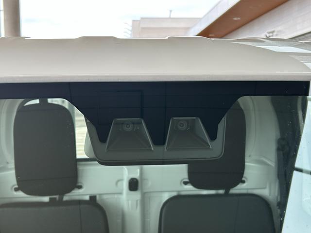 ハイゼットトラックスタンダード４ＷＤ　マニュアルエアコン　パワステ　タイミングチェーン　ラジオデッキ　手動ドアミラー　手動ウィンドウ　衝突被害軽減システム　横滑り防止機能　アイドリングストップ　ＡＢＳ（石川県）の中古車