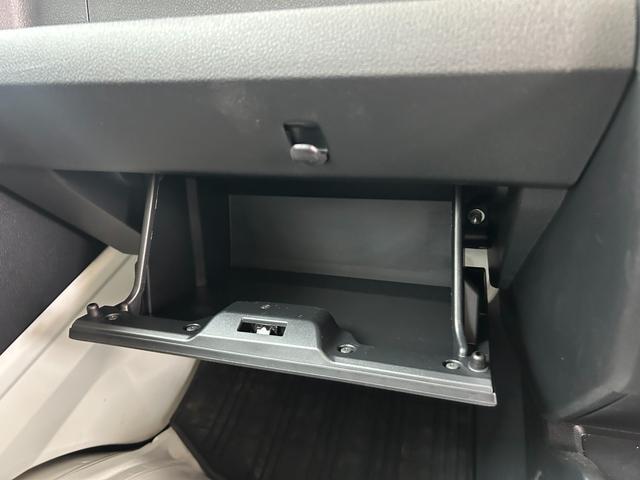 ハイゼットトラックスタンダード４ＷＤ　マニュアルエアコン　パワステ　タイミングチェーン　ラジオデッキ　手動ドアミラー　手動ウィンドウ　衝突被害軽減システム　横滑り防止機能　アイドリングストップ　ＡＢＳ（石川県）の中古車