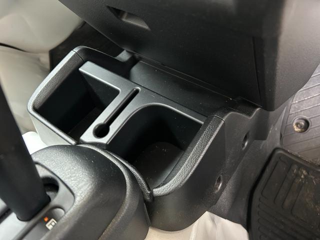 ハイゼットトラックスタンダード４ＷＤ　マニュアルエアコン　パワステ　タイミングチェーン　ラジオデッキ　手動ドアミラー　手動ウィンドウ　衝突被害軽減システム　横滑り防止機能　アイドリングストップ　ＡＢＳ（石川県）の中古車