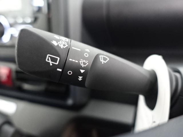 タントＸ次世代スマートアシスト　シートバックテーブル　サンシェード　シートヒーター　電動パーキングブレーキ・ブレーキホールド機能　オートライト　両側スライドドア（助手席側パワースライドドア）　キーフリー（石川県）の中古車