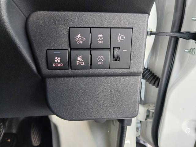 ハイゼットカーゴＤＸ４ＷＤ　スマートアシスト　キーレスリモコン　フロントパワーウインド　スチールホイール　両側リヤスライドドア　コーナーセンサー　マニュアルエアコン　カーペットマット　オートライト　アイドリングストップ（石川県）の中古車