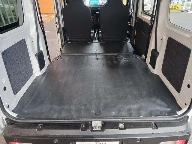 ハイゼットカーゴＤＸ４ＷＤ　スマートアシスト　キーレスリモコン　フロントパワーウインド　スチールホイール　両側リヤスライドドア　コーナーセンサー　マニュアルエアコン　カーペットマット　オートライト　アイドリングストップ（石川県）の中古車