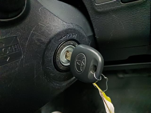 プロボックスＤＸコンフォートＤＸコンフォート　ラジオ　パワステ　両席エアバッグ　マニュアルエアコン　トラクションコントロール　横滑り防止抑制機能（石川県）の中古車