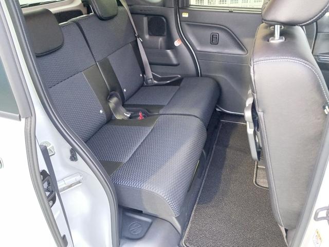 タントカスタムＸ４ＷＤ　スマートアシスト　純正ナビ　バックカメラ　両側電動スライドドア　シートヒーター　スマートキー　オートライト　電動パーキングブレーキ　衝突被害軽減システム　横滑り防止機能　アイドリングストップ（石川県）の中古車