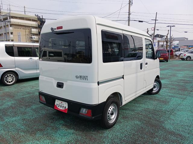 ハイゼットカーゴＤＸ　４ＷＤ４ＷＤ　スマートアシスト　キーレスリモコン　フロントパワーウインド　両側リアスライドドア　コーナーセンサー　マニュアルエアコン　オートライト　アイドリングストップ（石川県）の中古車