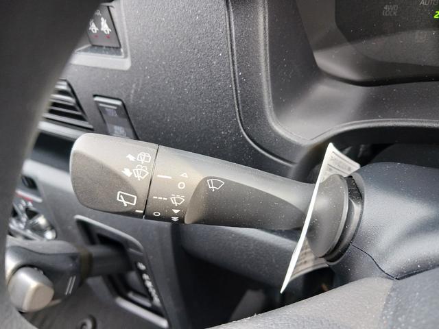 ハイゼットカーゴＤＸ　４ＷＤ４ＷＤ　スマートアシスト　キーレスリモコン　フロントパワーウインド　両側リアスライドドア　コーナーセンサー　マニュアルエアコン　オートライト　アイドリングストップ（石川県）の中古車